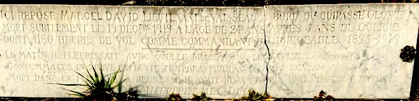 plaque tombale